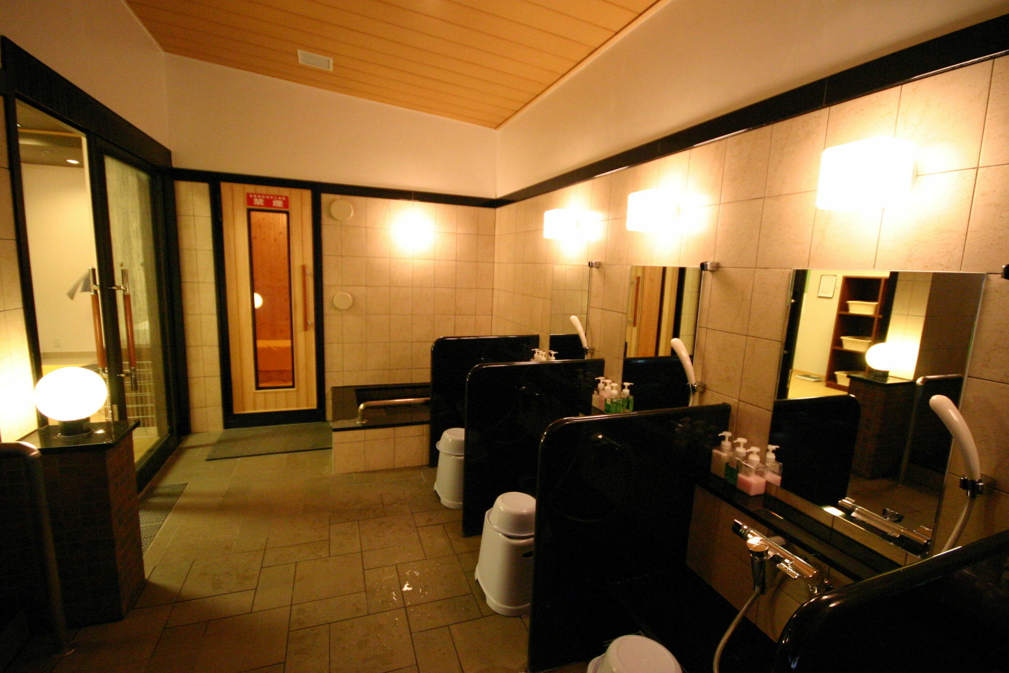 Green Rich Hotel Hiroshima Shinkansenguchi Esterno foto
